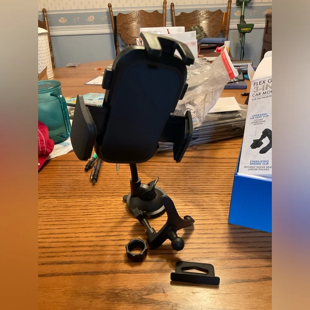 Car mount cell phone